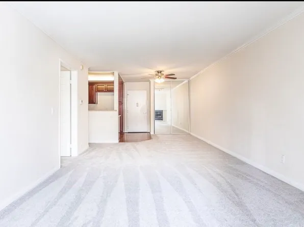 5530 Owensmouth Ave, Woodland Hills, CA