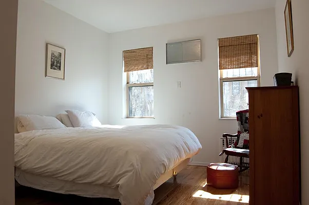 Rented by Space Marketing Shop | media 56