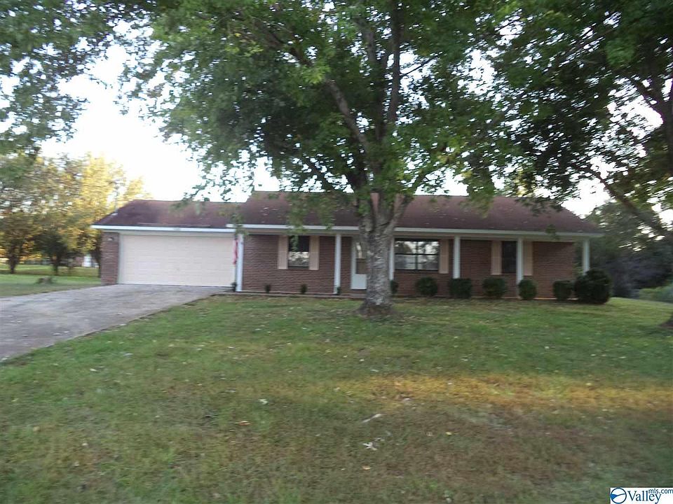 1st image of 108 Scarborough Cir