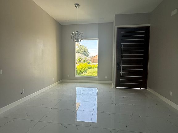 2nd image of 1401 Calle Espana