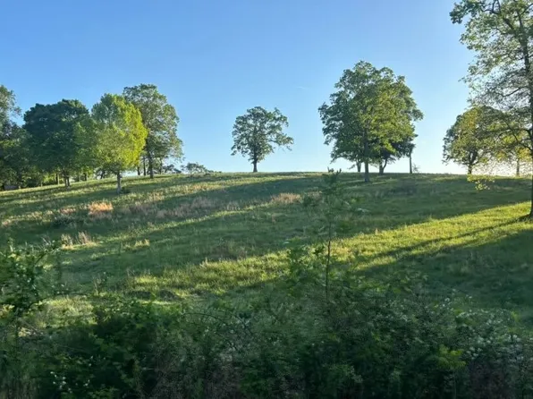 135 Louise Creek Rd, Cumberland Furnace, TN 37051