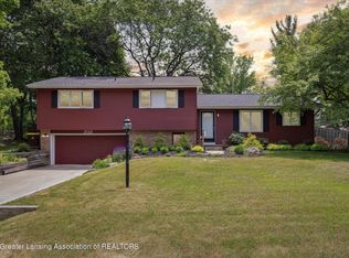 2021 Tomahawk Rd, Okemos, MI 48864
