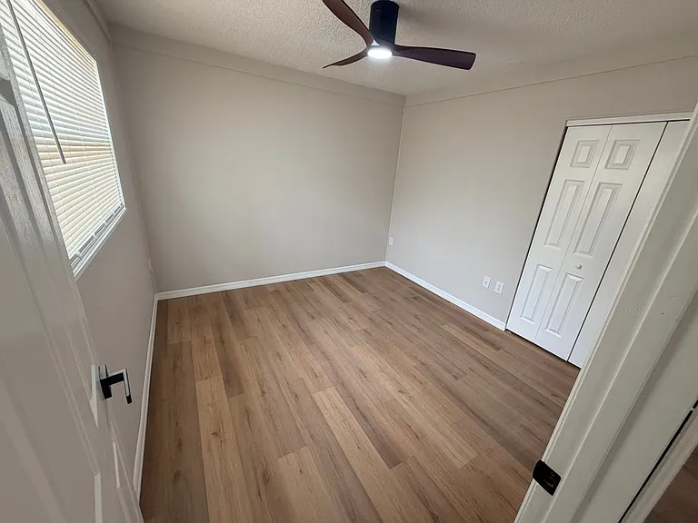 8425 Omega Ln — Photo 12