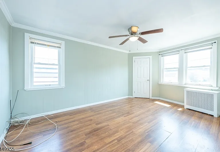 106 Broughton Ave — Photo 7