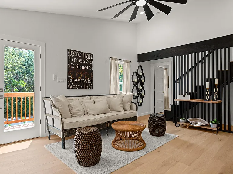 3904 Highland Dr — Photo 5