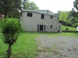 72 Clemons Rd, Roanoke, VA 24019