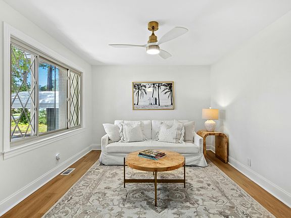 5th image of 116 Fitzgerald St