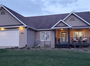 6012 Matlock Dr, Columbus, IN 47201