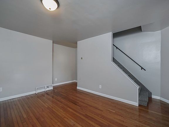 4th image of 3469 Denny St #2