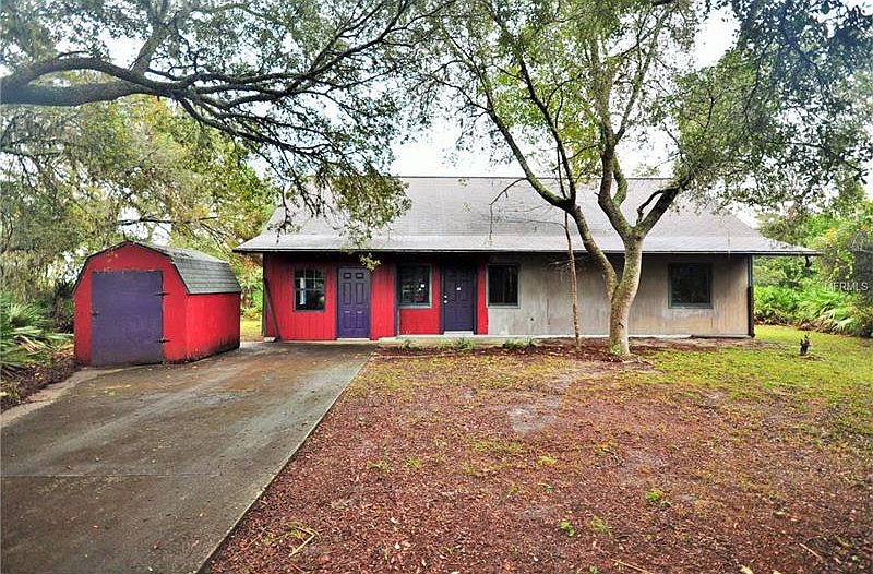 1st image of 40600 E 8th Ave