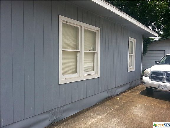 3rd image of 518 Sonka St