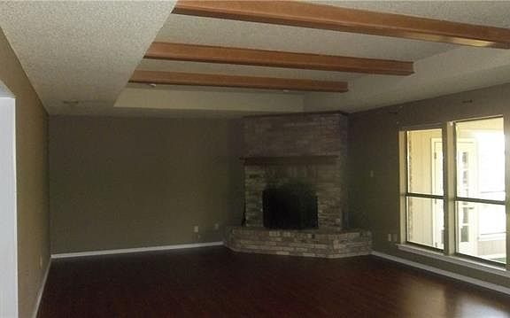 5th image of 2401 N Pleasant Cir