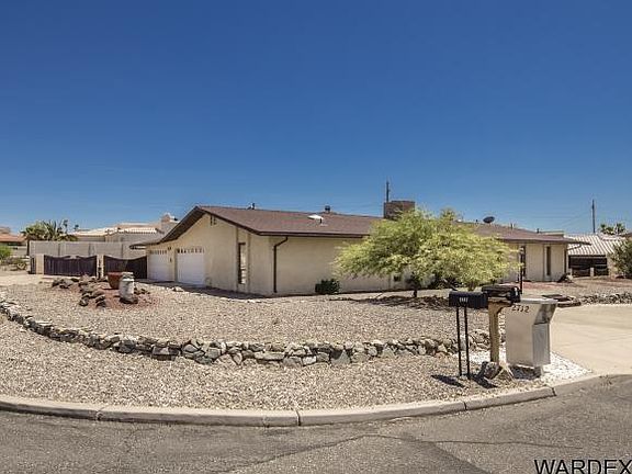 2nd image of 2712 Caribbean Dr