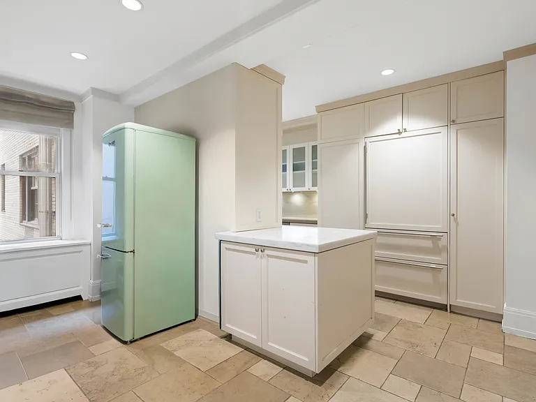 40 E 66th St #4C — Photo 8