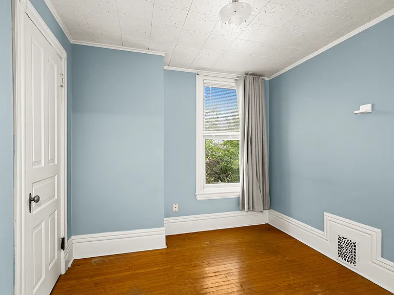 1107 E 2nd St #1109 — Photo 13