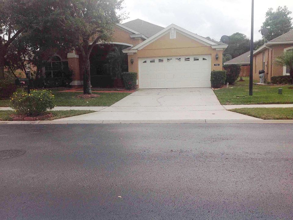1st image of 740 Pickfair Ter