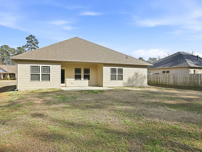 52 Woodwater Cir — Photo 43