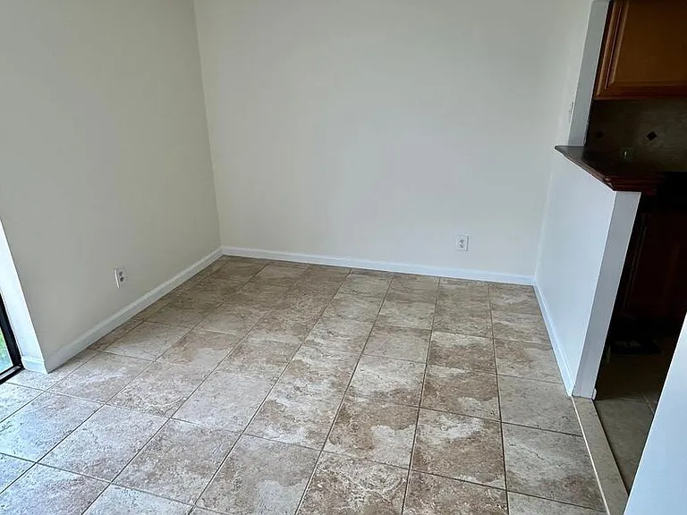 2311 Pimmit Dr #1205 — Photo 5