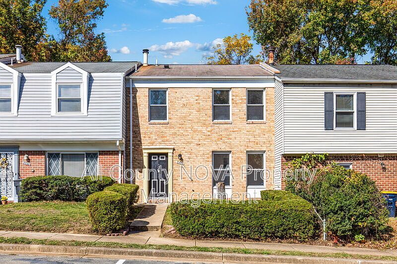 1st image of 7732 Merrick Ln