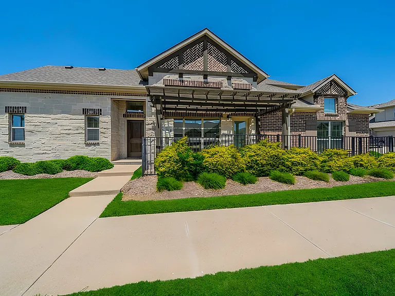 4050 Pequin Dr — Photo 41
