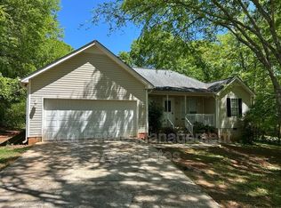 216 Seminary Rdg, Griffin, GA 30224