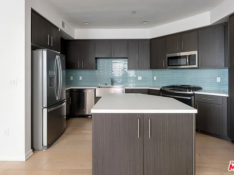 11912 Laurelwood Dr #103 — Photo 3