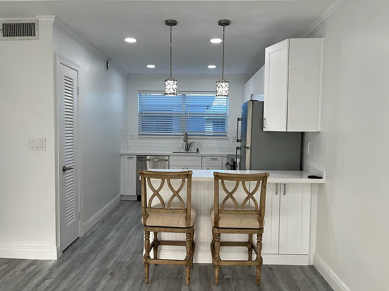 2748 NE 28th Ave #2 — Photo 8