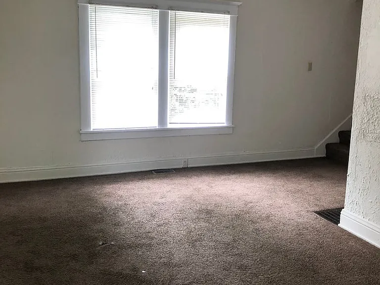 1213 N Washington St — Photo 10