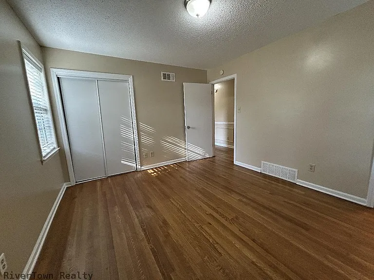 3201 Longacre Cv — Photo 4
