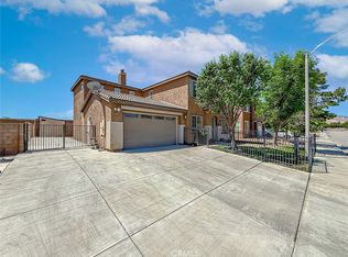 1302 Wellington Dr, Palmdale, CA 93551