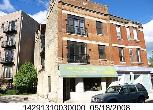 1st image of 2843 N Lakewood Ave #2
