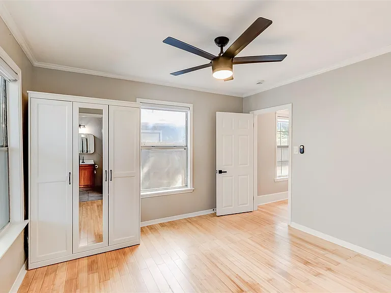 74 Julius St — Photo 16