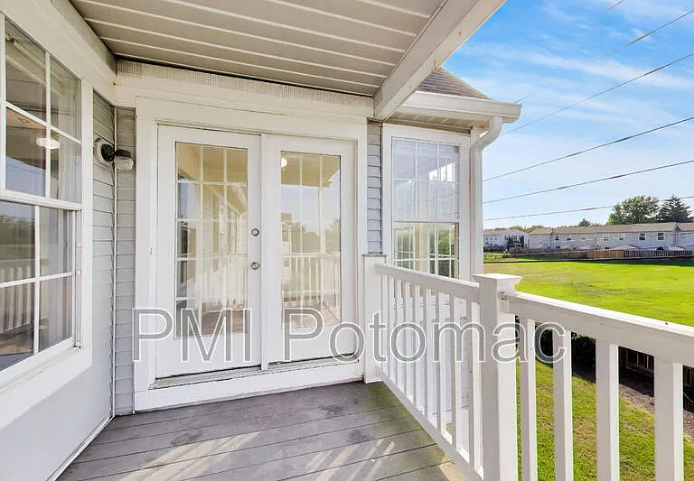 605 Himes Ave #111 — Photo 21