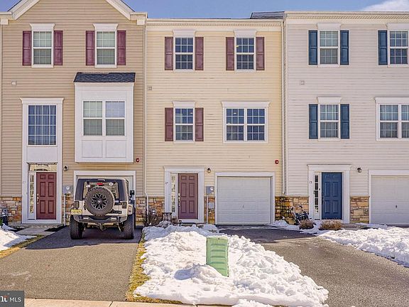 2nd image of 17 Iron Gate Rd