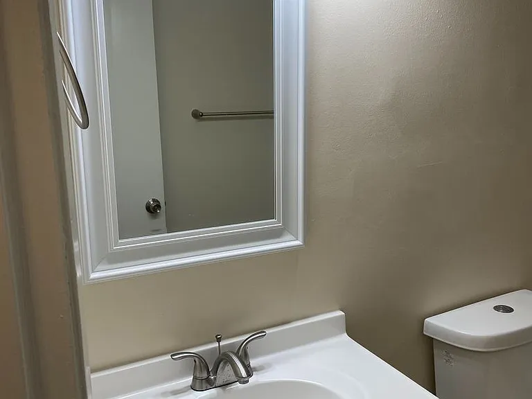 923 Tamarack — Photo 11