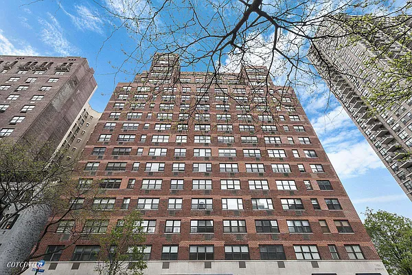 Sold by Corcoran | media 6