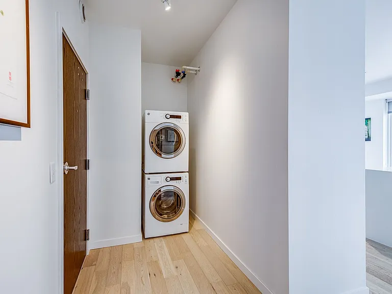 ZEO Apartments — Photo 17