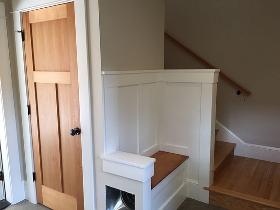 entry bench seating
