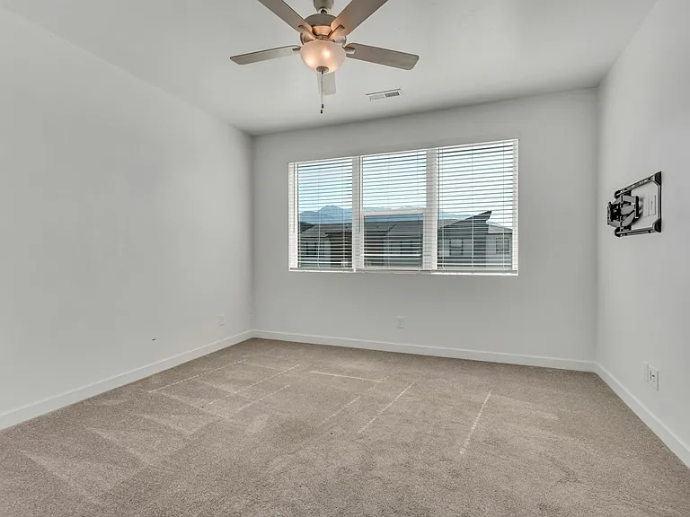 501 S 1080 W — Photo 15