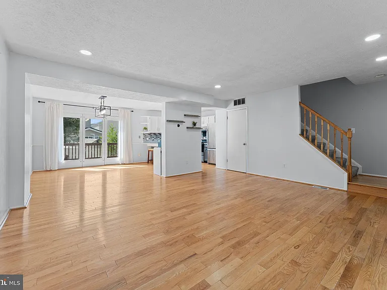8561 Skipjack Pl — Photo 25
