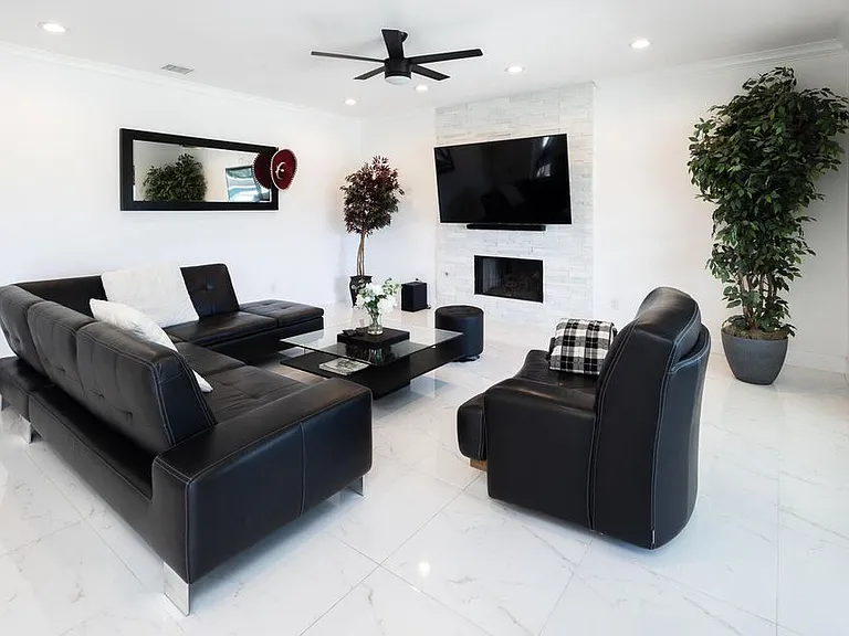 41215 Carlotta Dr — Photo 17
