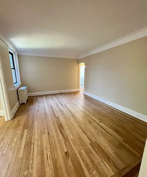 9 Greenridge Ave #C8 — Photo 2
