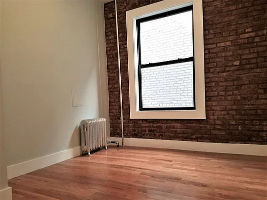 Rented by The Hamilton Group | media 34