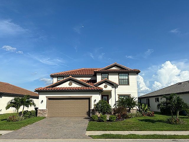 1st image of 11881 Arbor Trace Dr