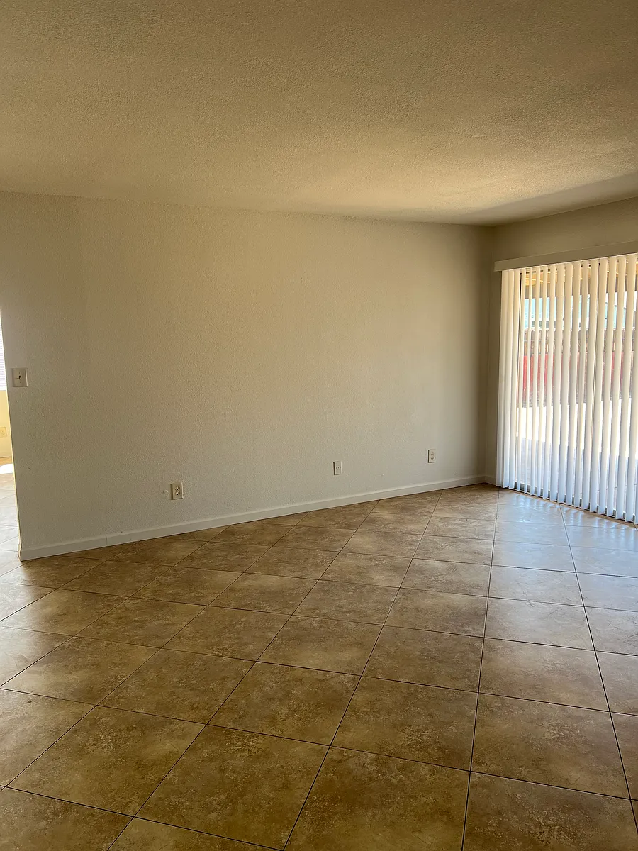 Building Photo - 1709 W Pecos Ave
