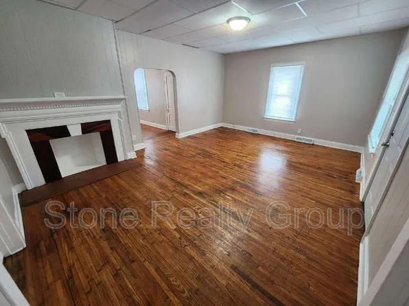 1040 7th Ave, Terre Haute, IN 47807