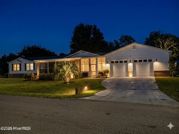 1099 Nautical Lane, Calabash, NC 28467