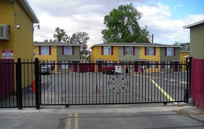 1 bed, 800 sqft, $995 — Photo 3