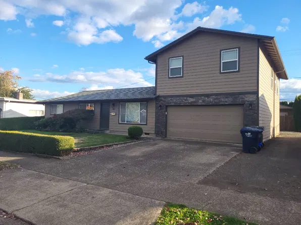 1051 Lochaven Ave, Springfield, OR 97477