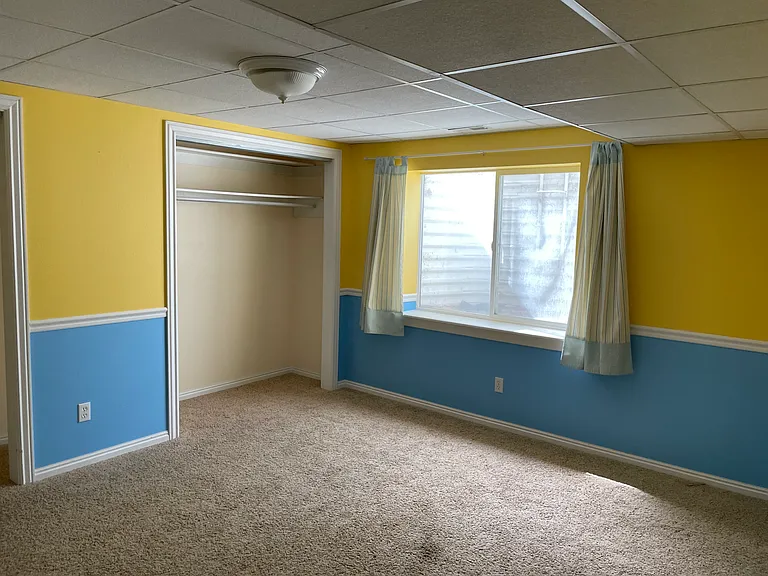 Large BD (basement)